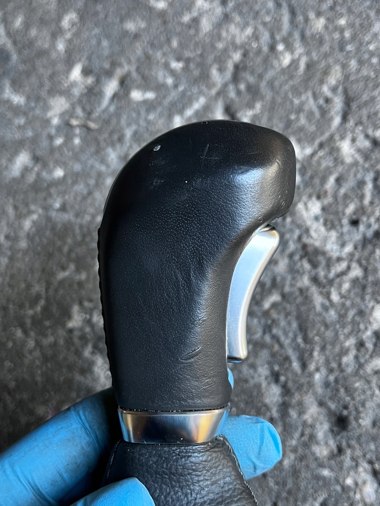 8 HYUNDAI TUCSON III SCHALTKNAUF AUTOMATISCHER FALTENBALG Product image