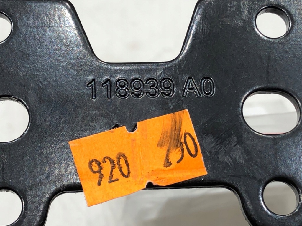 ARMLEHNE CITROEN C4 III Schrägheck Product image