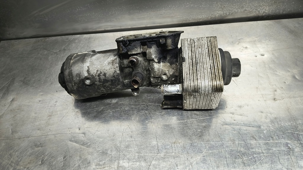 VW Audi Skoda 2.0 TDI Ölfiltergehäuse 045115389J Product image