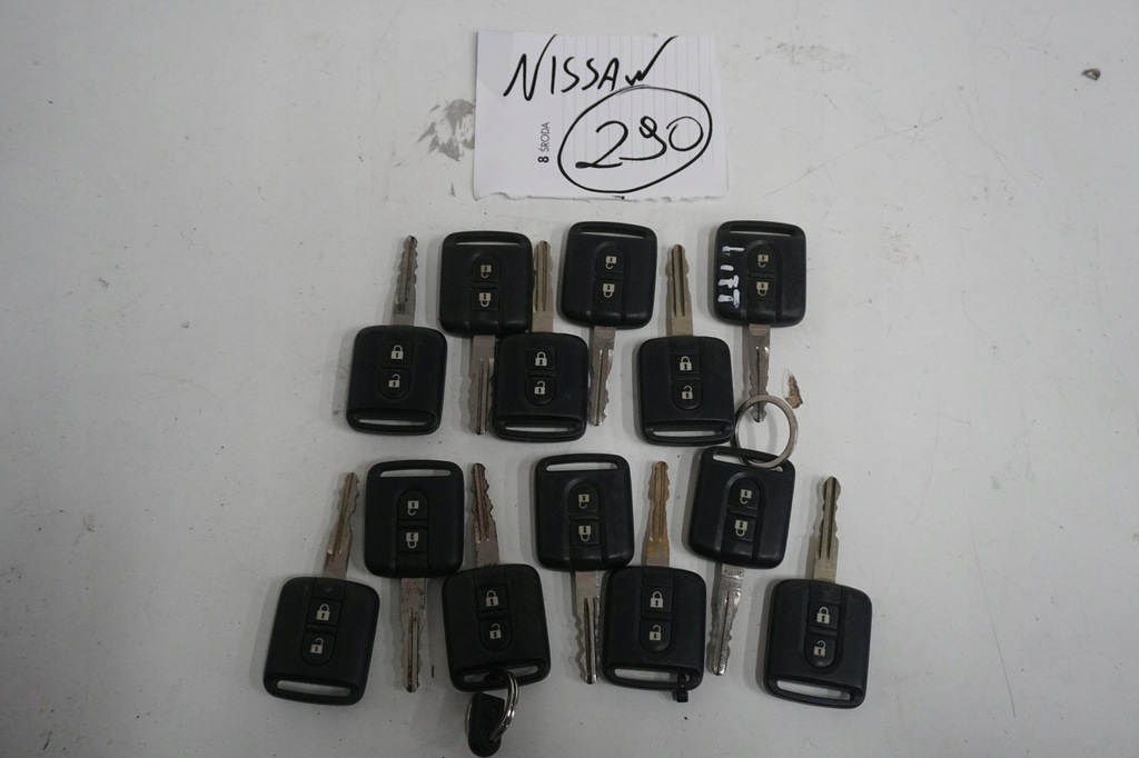NISSAN NOTE MICRA QASHQAI JUKE ZÜNDSCHLÜSSEL SIEMENS VDO 5WK4 876 / 818 Product image