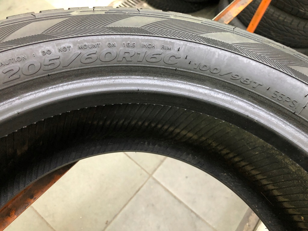 Hankook Winter RW06 Zima 1x 205/60R16C Product image