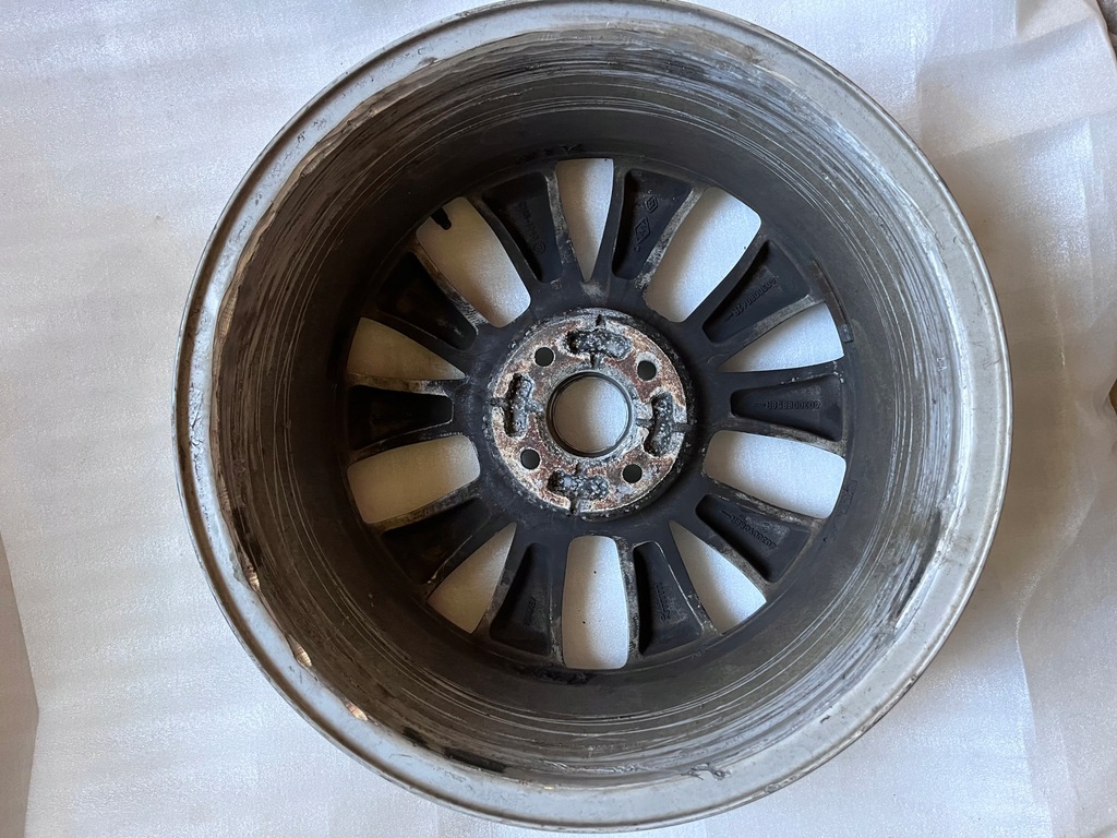 Renault Alufelge OE 403008062R 0 x 16" Product image