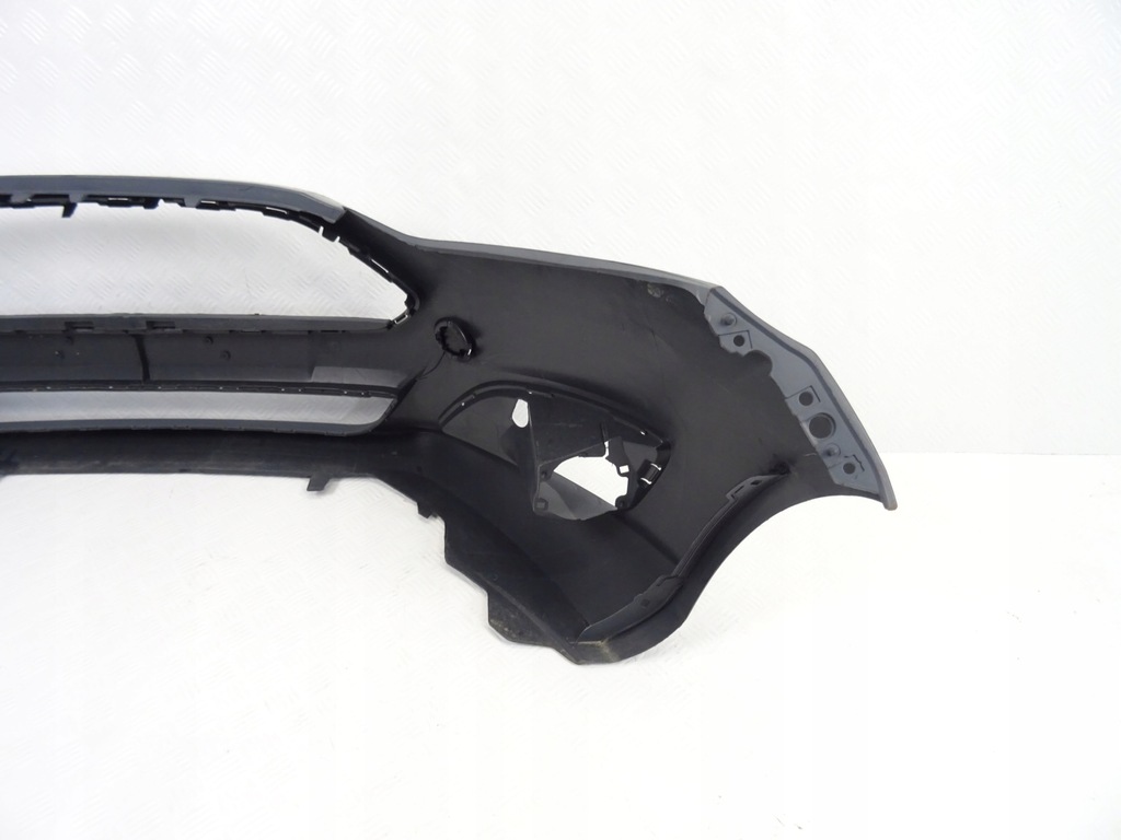 Ford Fiesta MK7 LIFT Austausch der vorderen Stoßstange Product image