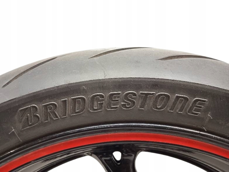 FELGE HINTERREIFEN K8 K9 L0 185/55ZR17M 17 ZOLL Suzuki GSX-R750 Product image