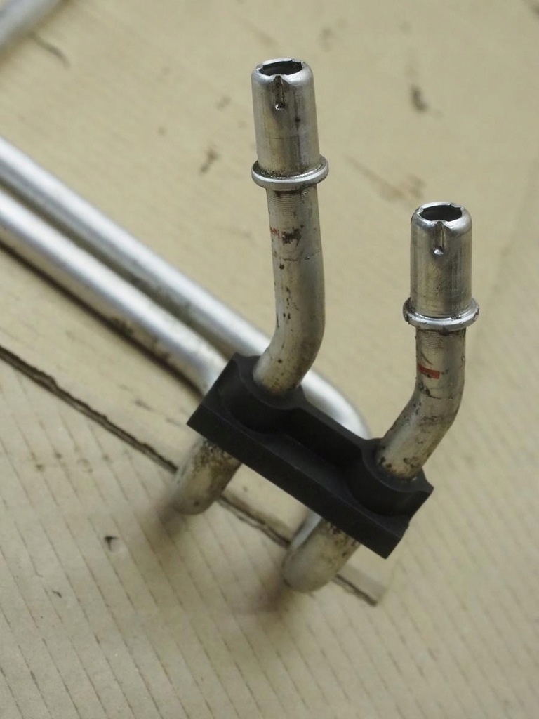 BMW E39 KÜHLER LEISTUNGSKÜHLER 2247361 Product image