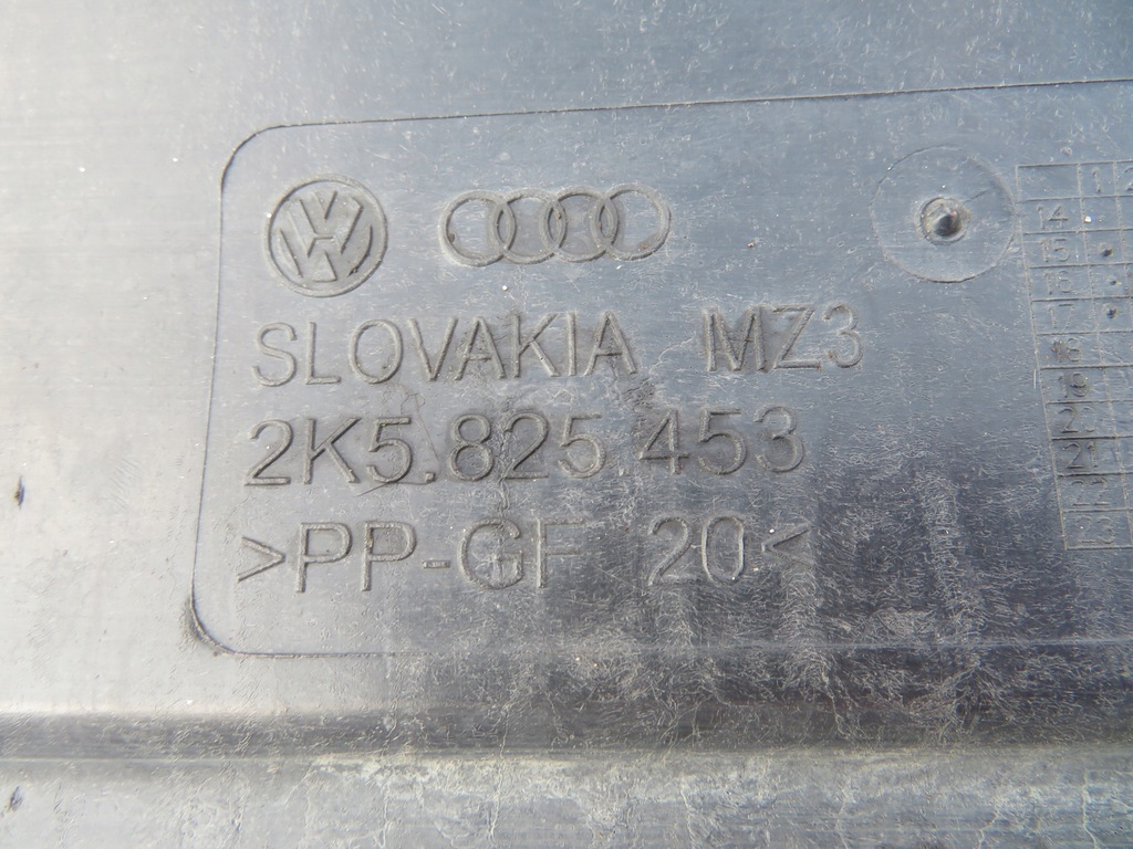 VW Caddy III 2K5 Lift English Board Front 15-20 2K5825453 Product image