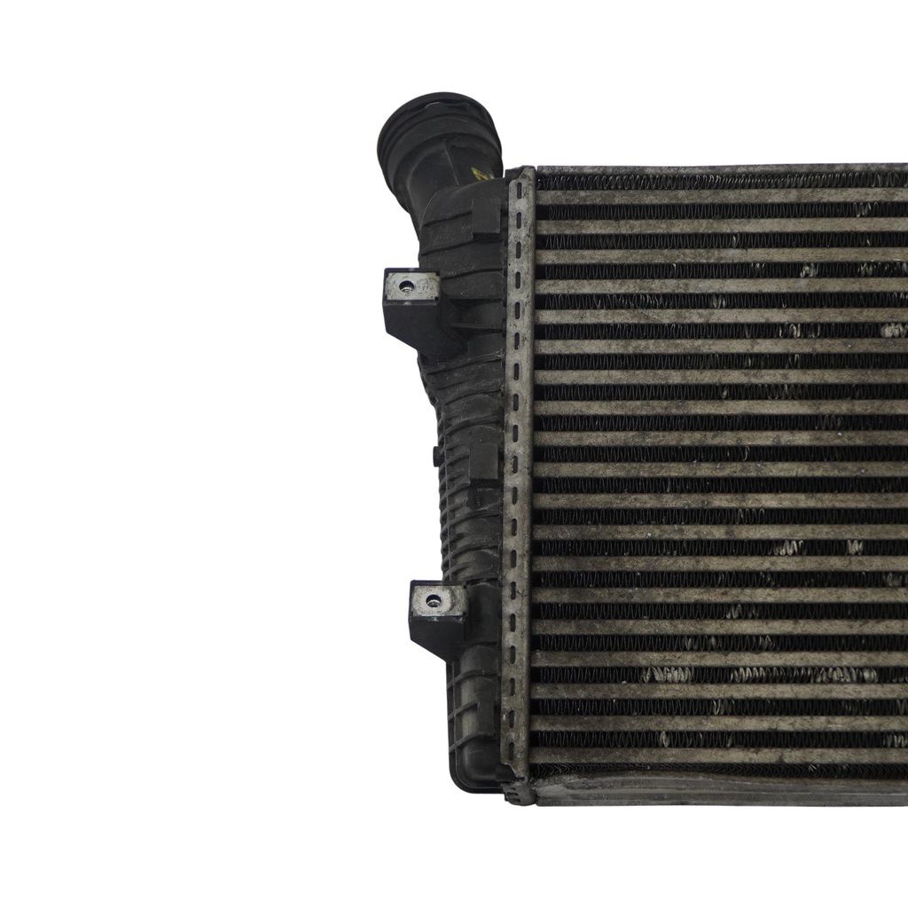 Volkswagen Touareg 7L Intercooler Air Cooler Law 7p0145804c Product image
