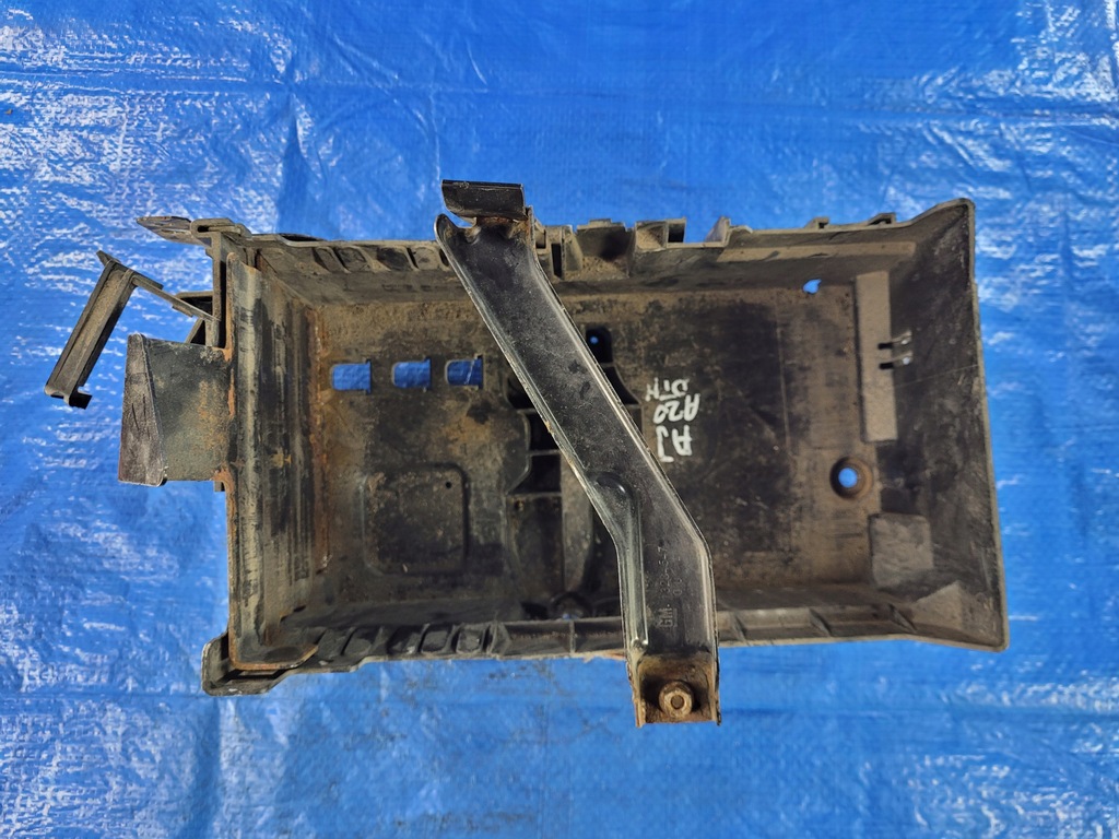 Opel-Czari Astra J Zafira C Wohnbasis der Batterie 13354420 Product image