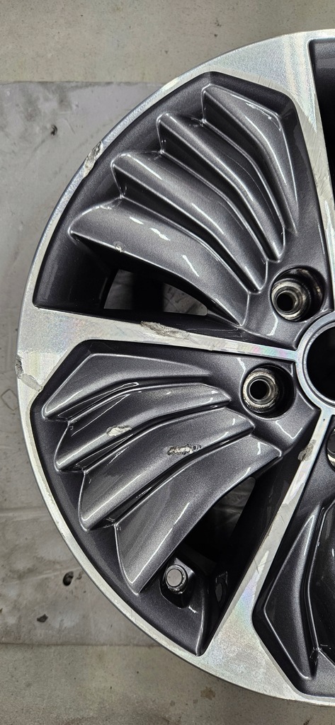 Leichtmetallfelge 16 Leichtmetallfelge 16 Zoll Hyundai IONIQ i30 52910-G2700 52910G2700 Product image