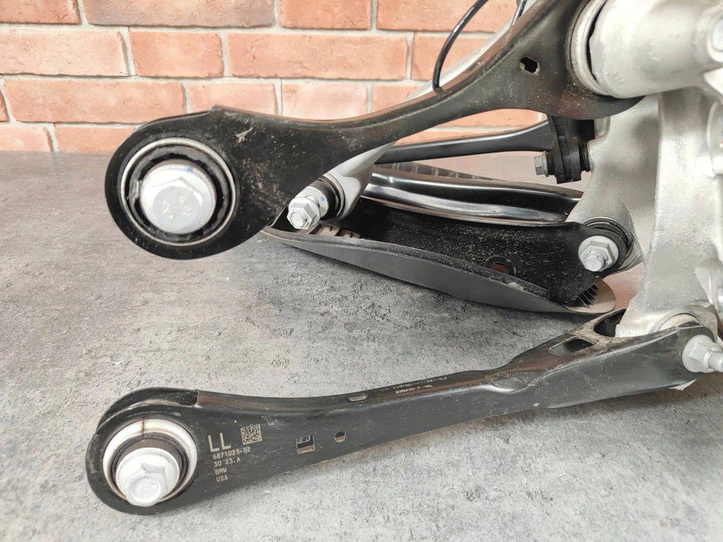 BMW G01 X3 G02 x4 links nach hinten nach hinten + Schwingungen 6879751 Product image