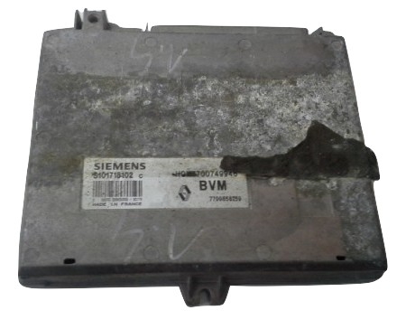 RENAULT CLIO COMPUTER S101718102C HOM7700749946