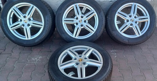 PORSCHE CAYENNE FELGEN 7P 7P5 8,5x19 5x130 ET 59 PIRELLI REIFEN 265/50R19