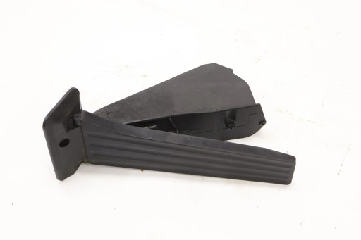 BMW 2 F45 Gaspedal 6860000