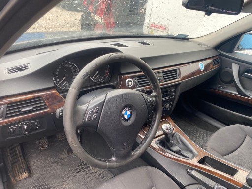 BMW E90 E91 2.0D Armaturenbrett, Konsolenpolster