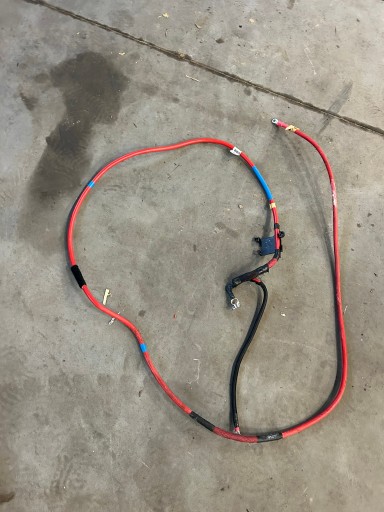 Chrysler 300C II USA heben KLEMP plus Batteriekabel