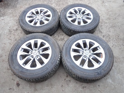 Räder Alufelgen 17 mit Reifen 235/65 R17 108T M+S Toyota Sienna 2021