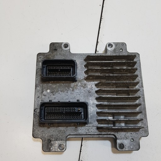 Motor Computer Controller Opel Astra J 1.4 B 2010 12636386 12639891