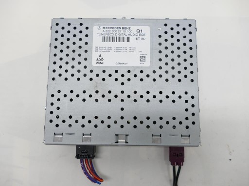 MERCEDES E W212 LIFT VERSTÄRKER RADIO TUNER W222