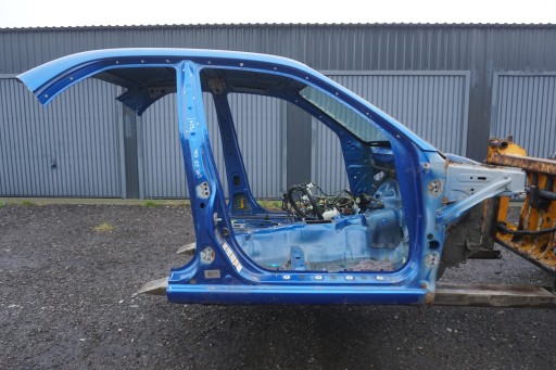 SUBARU IMPREZA GD PROG RECHTE SÄULE 02C BLAU 2001-2007