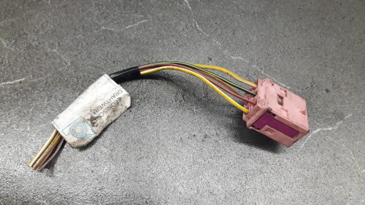 1J0937741 Cube Plug