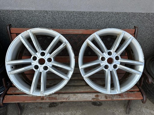 FELGE TESLA MODEL S 8x19 ET40 5x120 6007214-00-D (1354)