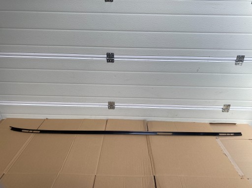 BMW E39 COMBI DACHLEISTE, RECHTS, SCHWARZ