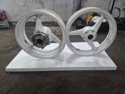 Heckrand 17 "6,00" Honda CBR 929 RR SC44 00-01R Heck