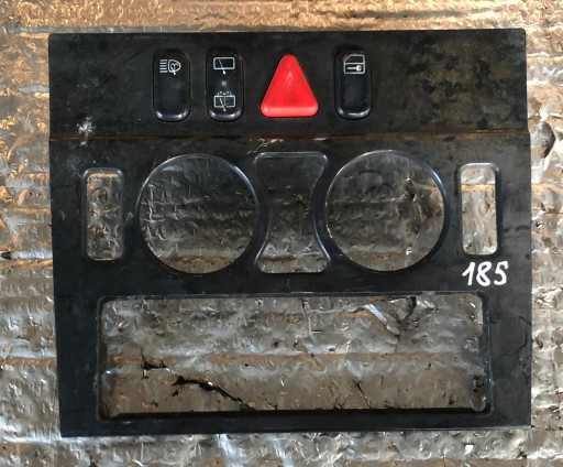 Rahmen Armaturenbrettabdeckung Tastenfeld Mercedes-Benz OE A2106830308 2108210071