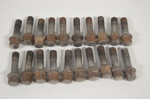 Radschraubenbolzen Mercedes W140 Alufelgen