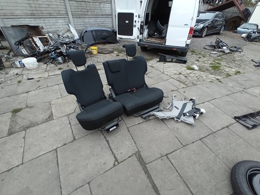 Toyota Yaris II 5d Schleifen Sand hintere hintere Heckgurte