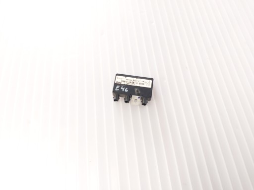 BMW E46 Antennenverstärker 8380944 OE