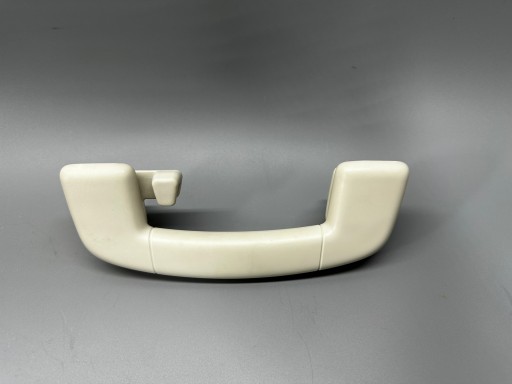 VW PASSAT B8 GRIFF DACHLINIE GRIFF HINTEN ST.TROPEZ 3G0857643B
