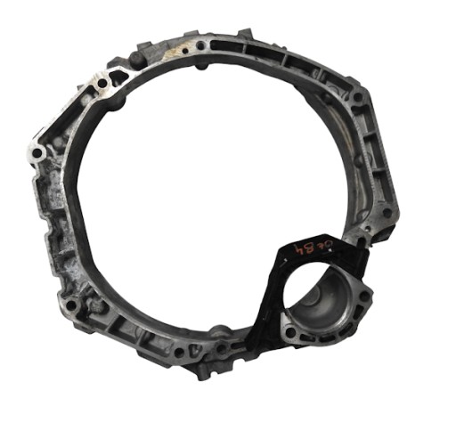OŁ84 GEHÄUSE-MOTOR-ABSTANDSHALTER MERCEDES W205 1.6 A6260102900