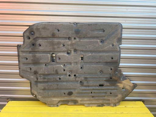 Honda Jazz gegen Crosstar Lower Chassis Motor Cover