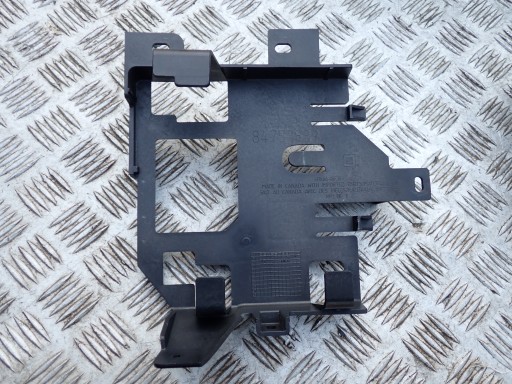 Befestigung Radiomodulhalter Chevrolet Corvette C8 2020-