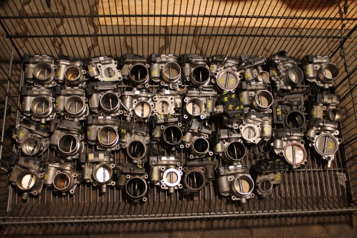 51. BMW Gas 7619008 761900804