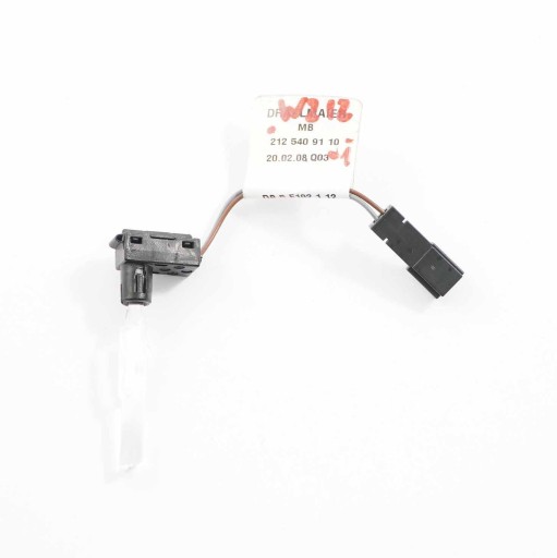 Mercedes W212 LED-Hintergrundbeleuchtungskabel A2125409110