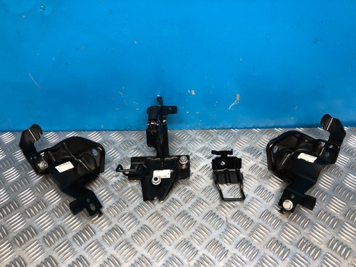 MERCEDES W176 A250 ISOFIX-SET ORIGINAL