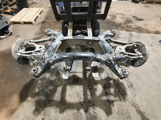 HINTERE TRÄGERAUFHÄNGUNG BMW X5 X6 F15 F16 2.0D