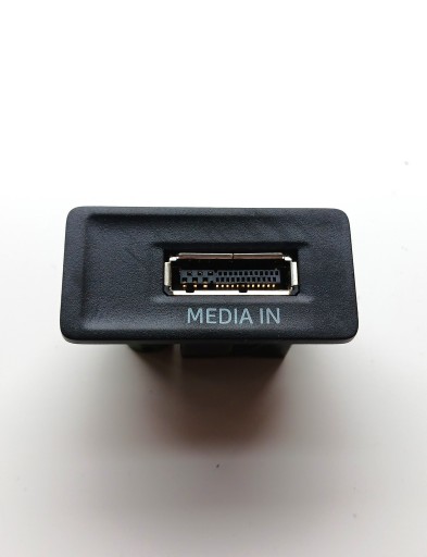 SEAT LEON III MEDIEN IN USB-BUCHSE 5F0035222C