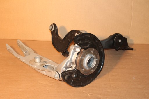 Achsschenkel hinten rechts MERCEDES GLA GLB 247 200 250 4-MATIC