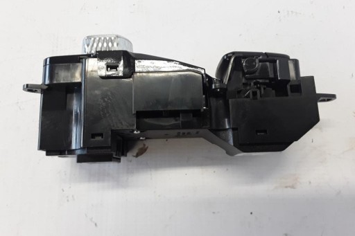 Start/Stop Volvo XC60 II (246) 31443818 2.0L Benzin 2018 Taste