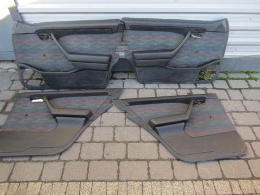 2 MERCEDES W202 93–97 BACON TÜRPOLSTERUNG 4 STÜCK SCHWARZE FARBE