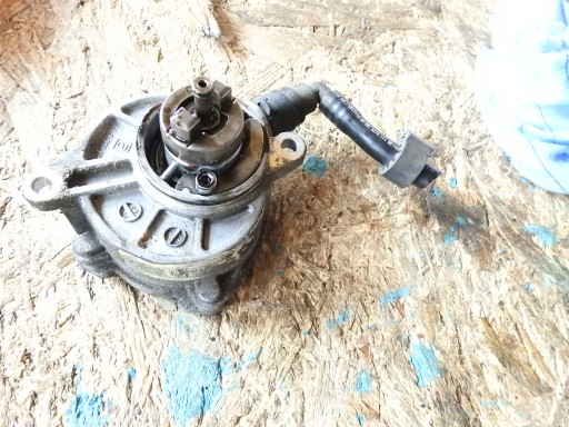 Mercedes W204 W211 Lift 2.2 CDI Vakuumpumpe