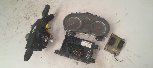 Opel Corsa D 1.0 Starter -Set 55557932 0261208939