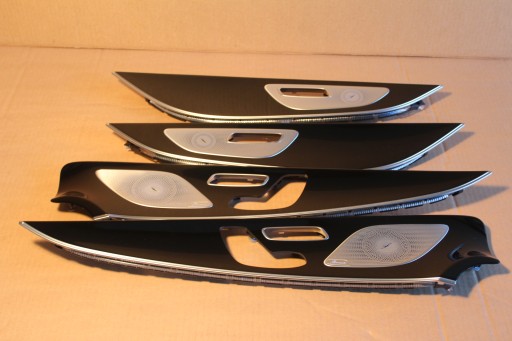 Decor DECORS TÜRSTREIFEN-SET. KLAVIER MERCEDES GT 4-Türer X290 290 AMG
