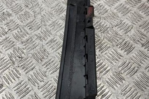 Hintere rechte Türstreifen Opel Astra K 39085712 1,4L