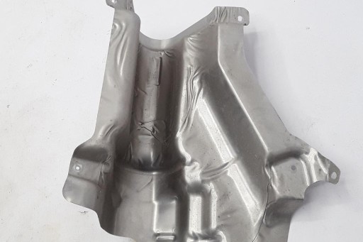 Befestigung des Volvo XC60 II -Kraftstofftanks (246) 31478162 2018