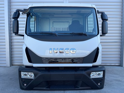 IVECO EUROCARGO MLC 75, 120.150 TAGE KABINE HOHER STOßSTANGE