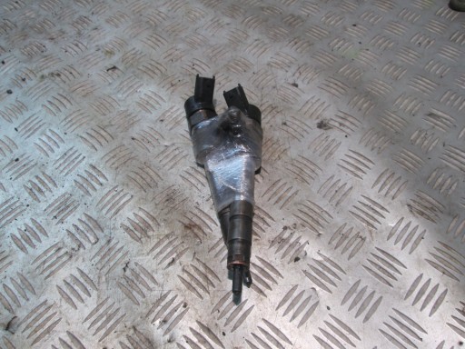 INJEKTOR 0445110002 ALFA FIAT 1,9 JTD